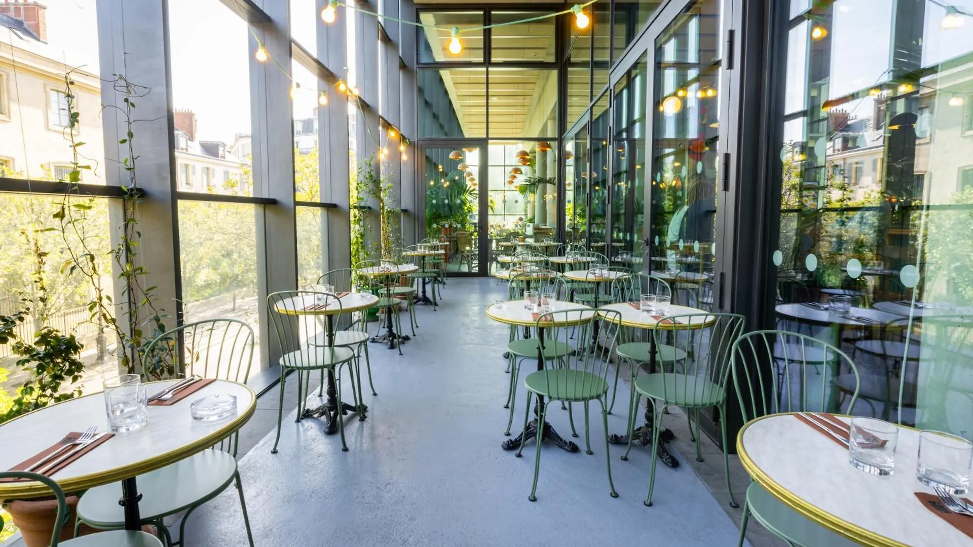 Hostel The People - Paris Marais Frankreich